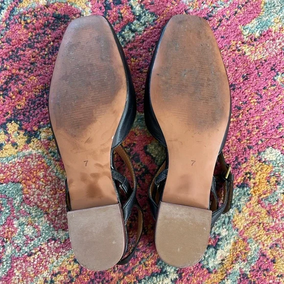 Madewell | Women’s Black Leather The Jeanne Slingback Adjustable Strap Flats 7 - Picture 13 of 16